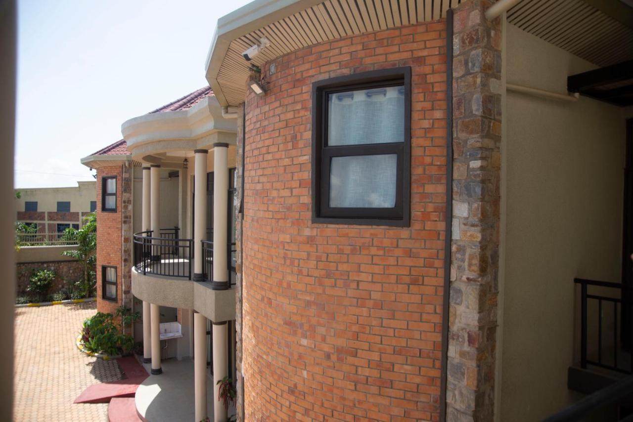 Quality Inn Hotel Kigali Exterior photo